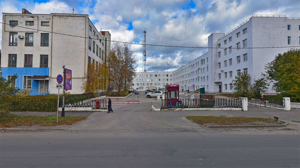 Компания «АБИ МОЛЛ» и поликлиника не поделили парковку