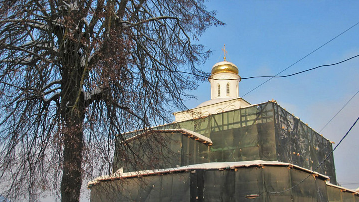 Что происходит за зеленым покровом Золотых ворот?