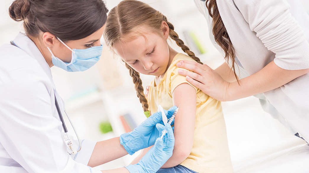 По владимирским больницам распределяют первую партию детской вакцины от ковида «Спутник М» 