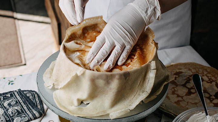 Масленица увеличила спрос на сотрудников общепита