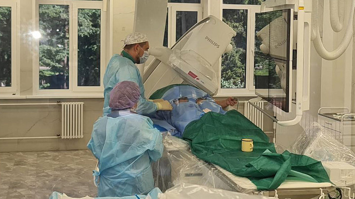 Власти ищут поставщика трубки для одного из трех сломавшихся ангиографов