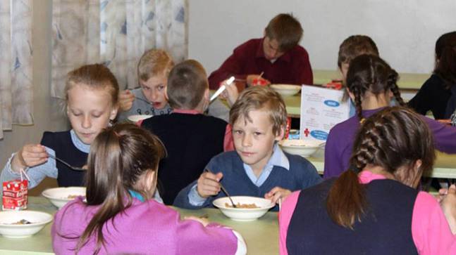 «Клуб завтраков» накормит школьников