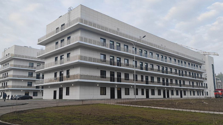 Областную инфекционную больницу обещают открыть летом. Но не всю