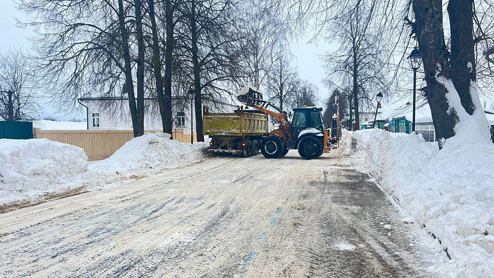 Борьба с последствиями снегопадов потребовала дополнительных денег