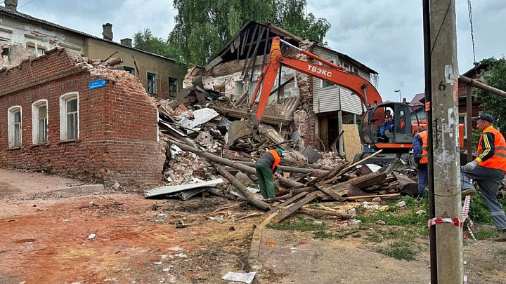 Виновника обрушения исторического особняка в центре Владимира отправили за решетку