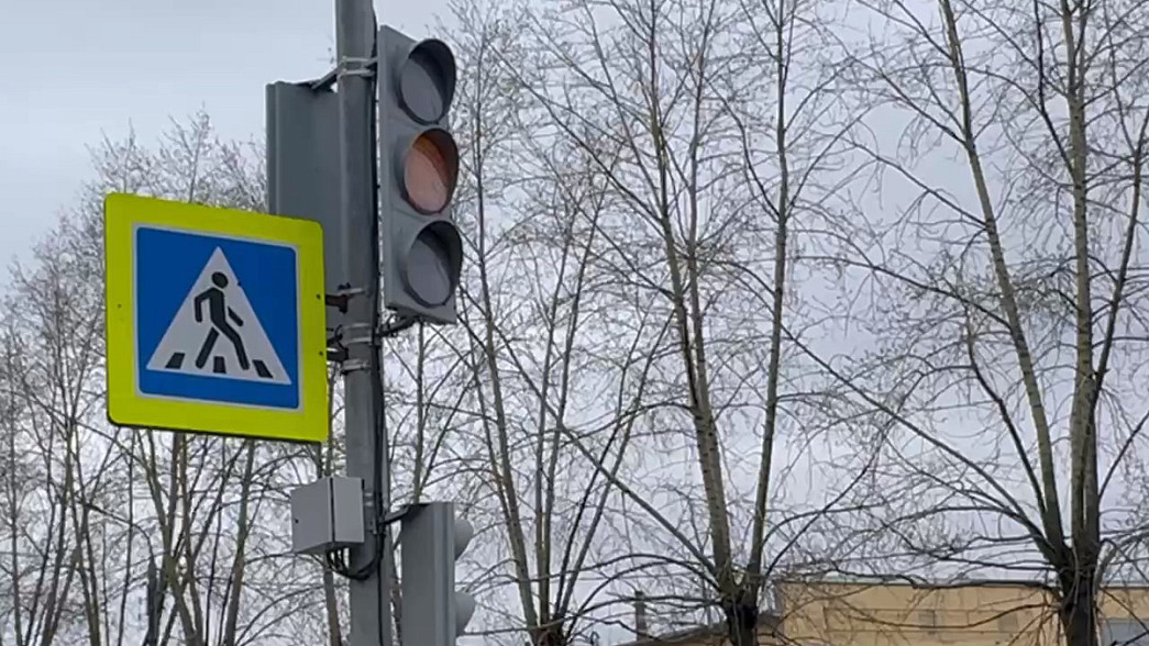 Во Владимире на Рокадной улице включили новый светофор