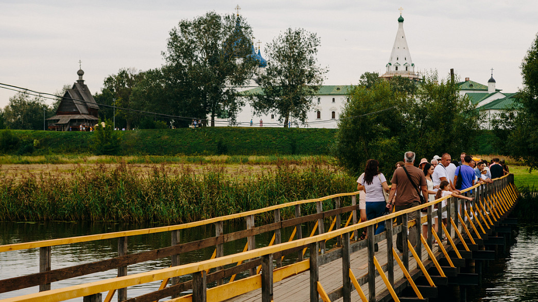 Премьер-министра Михаила Мишустина попросили не разводить суздальские мосты