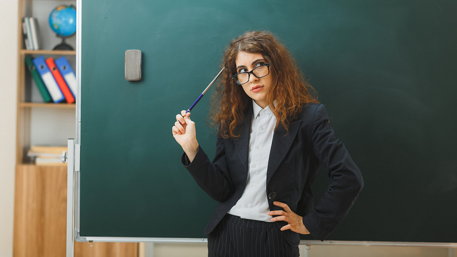 Власти запутали общественность масштабами нехватки школьных учителей