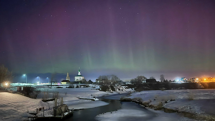 Северное сияние над Суздалем