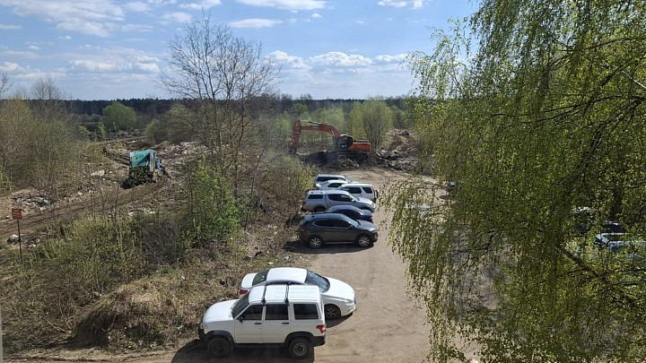 Промзону «Яма» в городе Владимире заваливают мусором