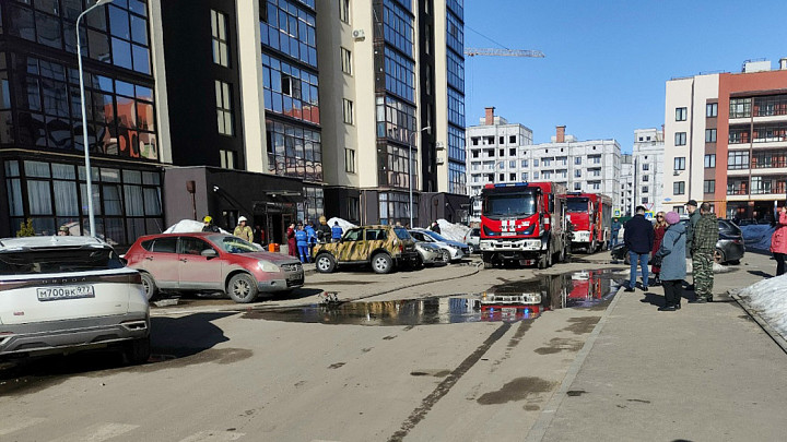 В жилом комплексе «Заречье-парк» загорелись кухни в трех квартирах