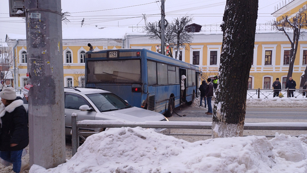 Количество ДТП с участием автобусов и троллейбусов во Владимире выросло в полтора раза