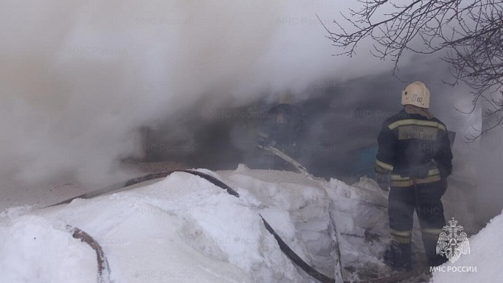 В суздальском аквапарке загорелась баня