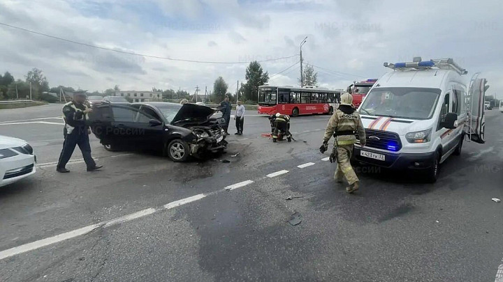 Серьезная авария на федеральной трассе возле поворота на Оргтруд