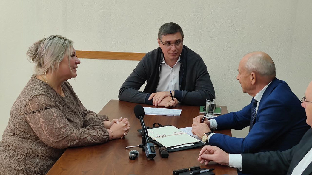 Владимирский губернатор примерил костюм мэра