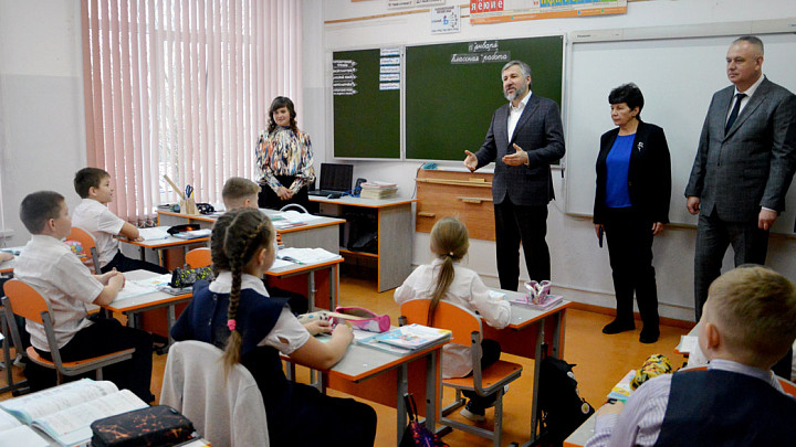 Головинская школа получила поддержку в рамках проекта «Центр развития семьи»