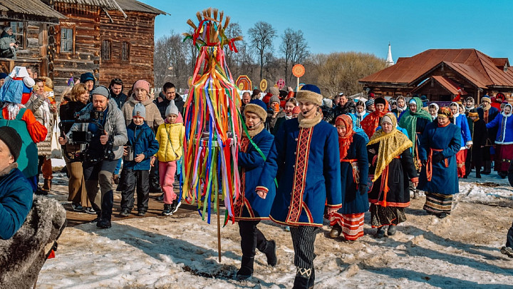 Явка на суздальскую Масленицу почти вдвое превысила явку на владимирскую