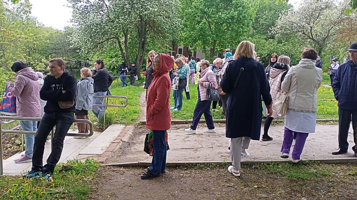 Массовую эвакуацию владимирских больниц провели из-за атаки телефонных террористов