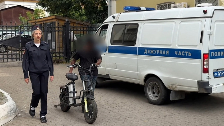 У владимирского доставщика еды угнали электровелосипед