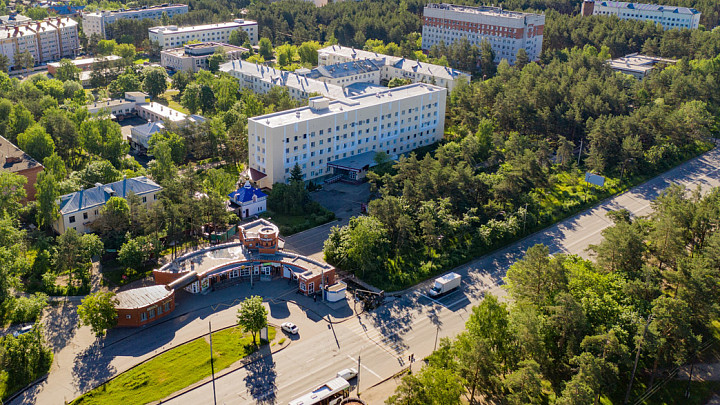 Возле областной больницы в Загородном благоустроят парковку на 160 мест