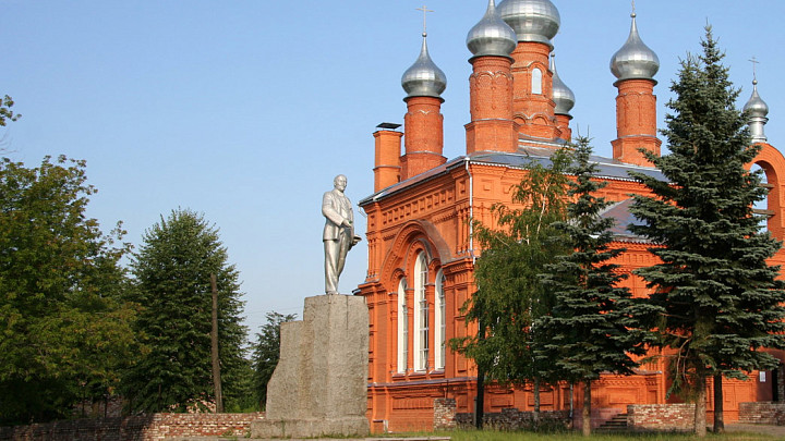 В Камешково Ленина снимут с постамента