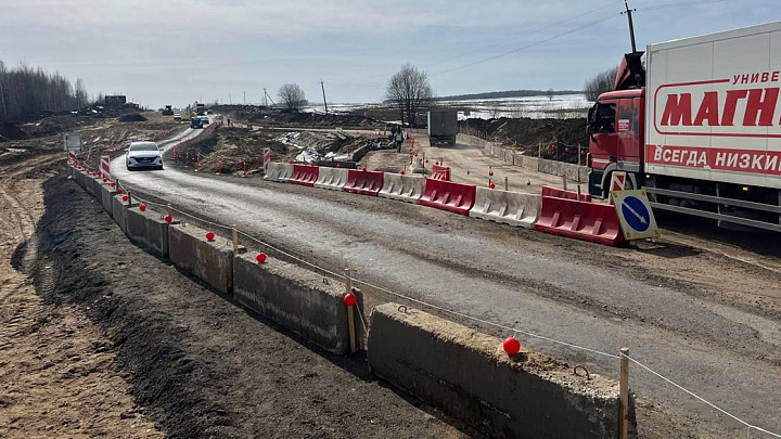Дорожники восстановили проседавшую насыпь на трассе «Владимир - Суздаль»