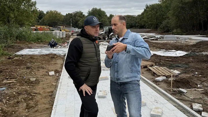В Старых садах Владимира начали организовывать пешеходные зоны