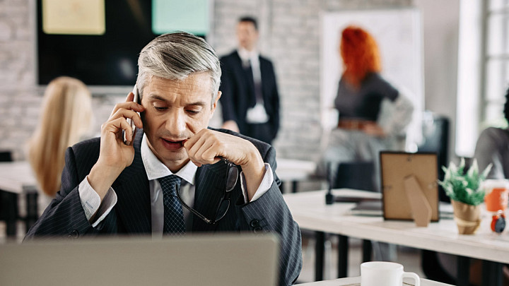 Новые тарифы для бизнеса от Билайна: конструктор опций, безлимитные звонки и ИИ-агенты