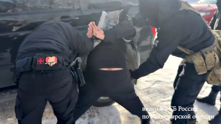 У контрактника, находящегося на СВО, украли с банковских карт более 2 миллионов