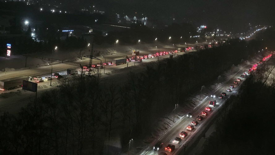 Циклон «Вивиан» завалил владимирцев снегом, а некоторых оставил без света