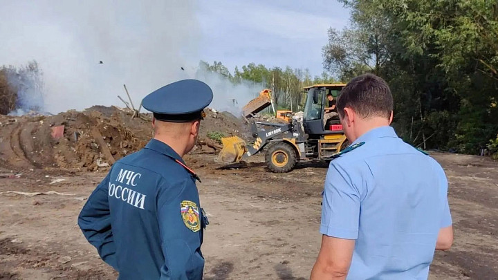 Во Владимирской области горел мусор на месте строительства сортировочного комплекса