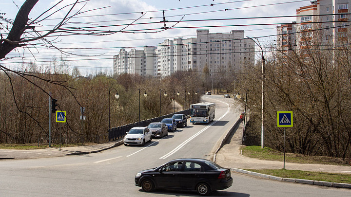 Из-за ремонта ливневки частично перекроют подъезд к ДТЮ