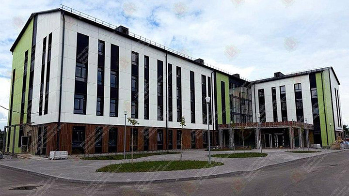 Подрядчику выставят неустойку за срыв сроков строительства поликлиники