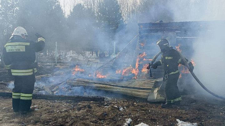 Во Владимирской области женщина сгорела в бане, в которой постоянно жила