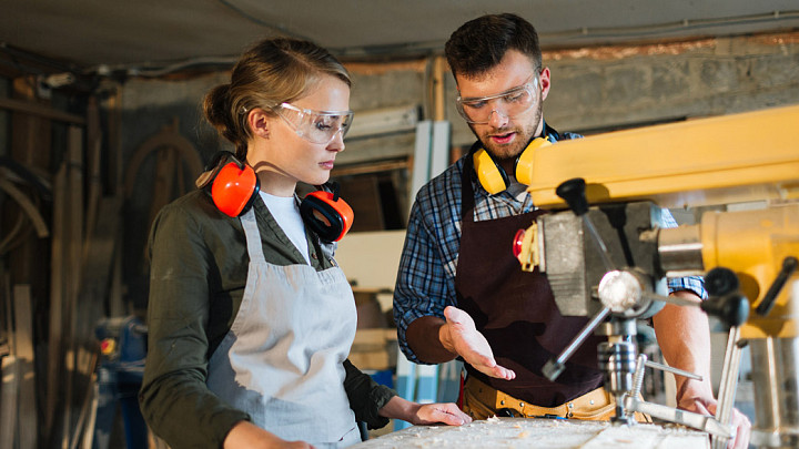 Владимирские колледжи переходят на обучение востребованным профессиям: водителей, дояров, наладчиков