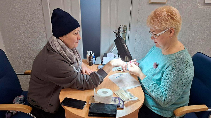 За два месяца 2026 года более 700 женщин получили работу после обращения в службы занятости