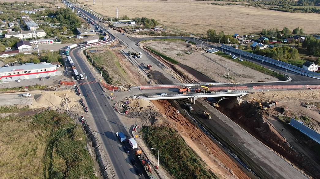 Двухуровневую транспортную развязку на федеральной трассе М-7 в черте города Вязники готовы открыть для проезда в декабре