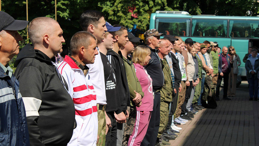 За две недели в зону СВО отправили более 100 владимирских контрактников