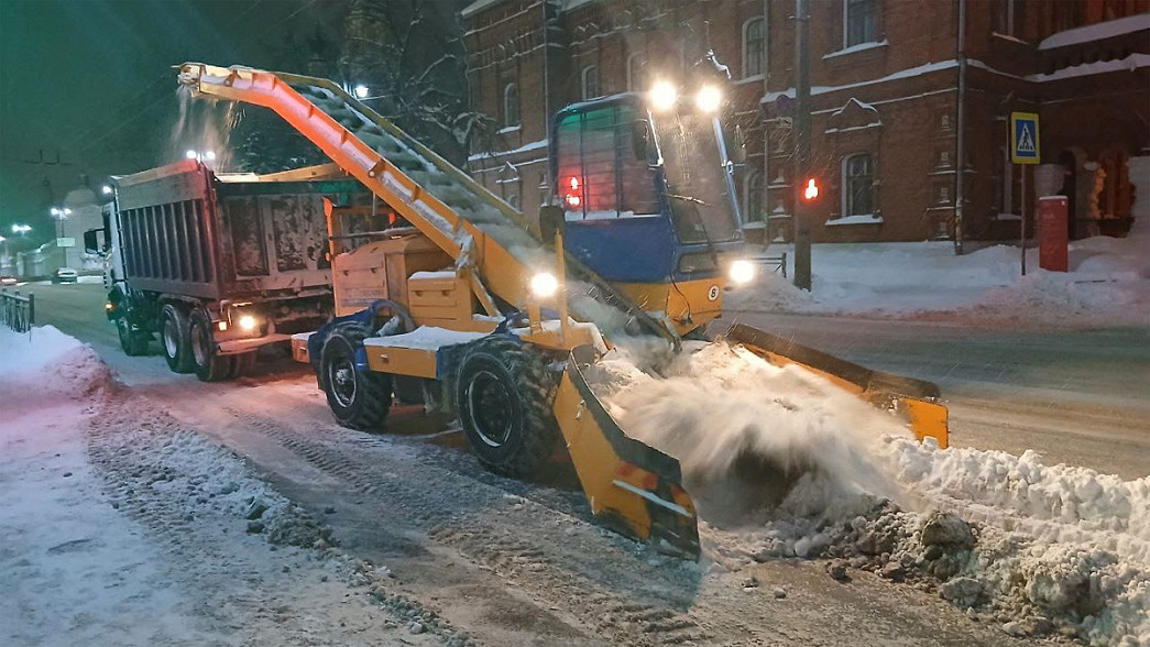 На уборку снега во Владимире «извлекается» вся доступная техника