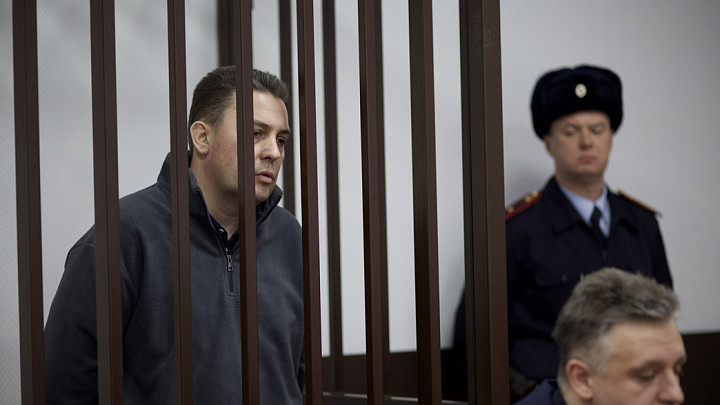 В последнем слове обвиняемый во взятках экс-мэр Владимира попросился на СВО