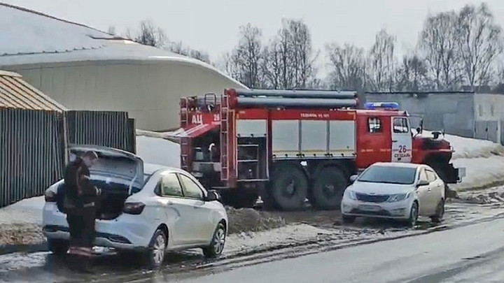 В суздальском аквапарке загорелась баня