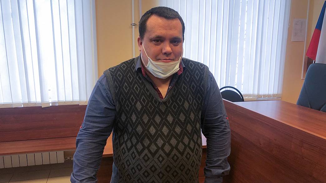 Журналисту владимирского издания «Томикс» Александру Степанову вынесен приговор за твит с призывом расправы над членами «Единой России»