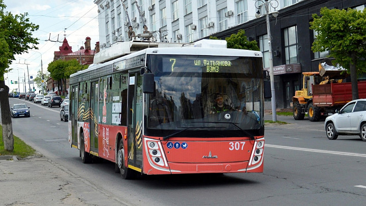 Водителей и кондукторов автобусов научили спасать пассажиров при атаке БПЛА
