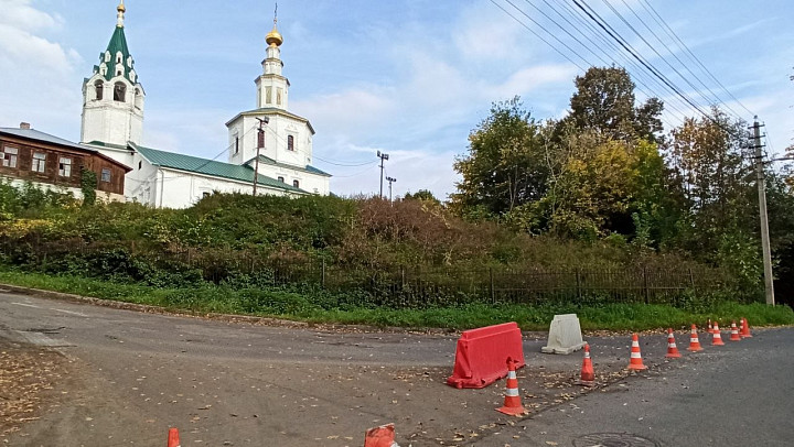Во Владимире перекрыт переулок, соединяющий Николо-Галейскую и Летне-Перевозинскую улицы