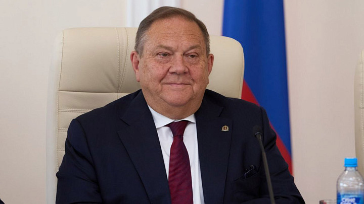 Вице-губернатор Константин Баранов официально покинул Владимирскую область после шестимесячного отсутствия на работе
