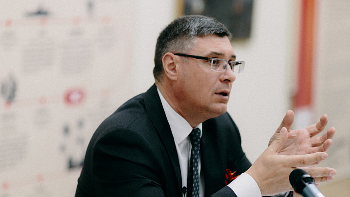 Губернатор Авдеев сделал заявление по поводу массового обрушения крыш