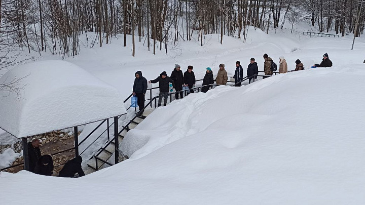 Причиной затопления Казанского родника во Владимире стало попадание мусора в систему водоотведения