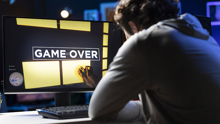 Страсть подростка к онлайн-играм вылилась в кредиты, оформленные на родителей