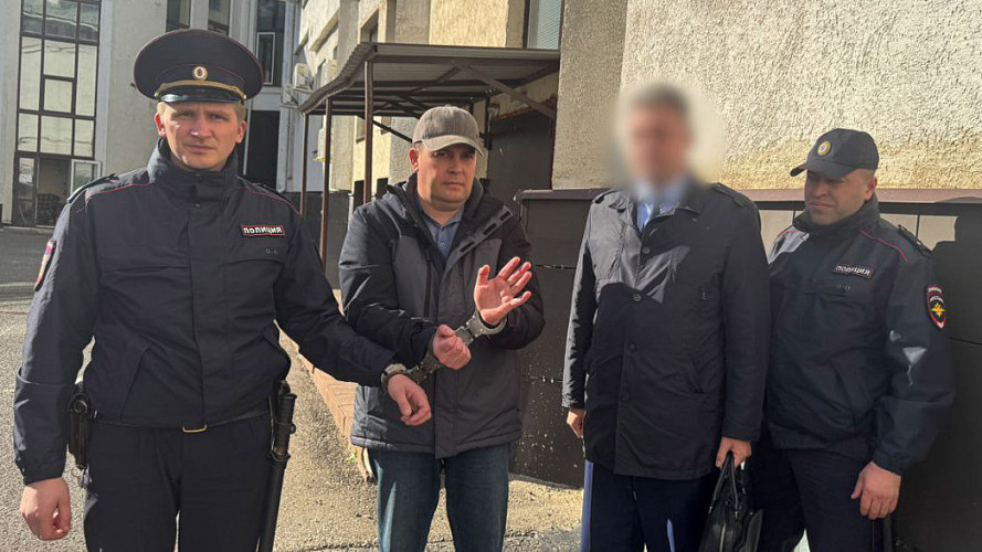 Мэр Владимира признал вину в получении взятки от «кладбищенской мафии»