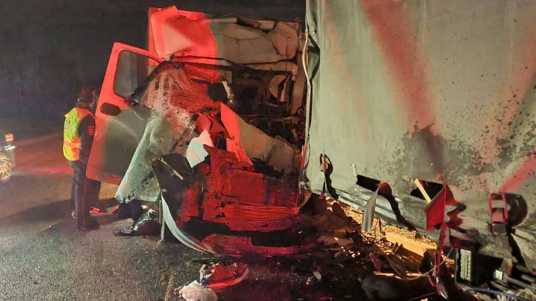 Водитель автомобиля «ГАЗ Луидор» погиб, врезавшись в другой грузовик
